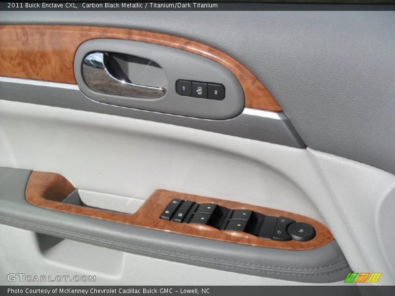 Carbon Black Metallic / Titanium/Dark Titanium 2011 Buick Enclave CXL