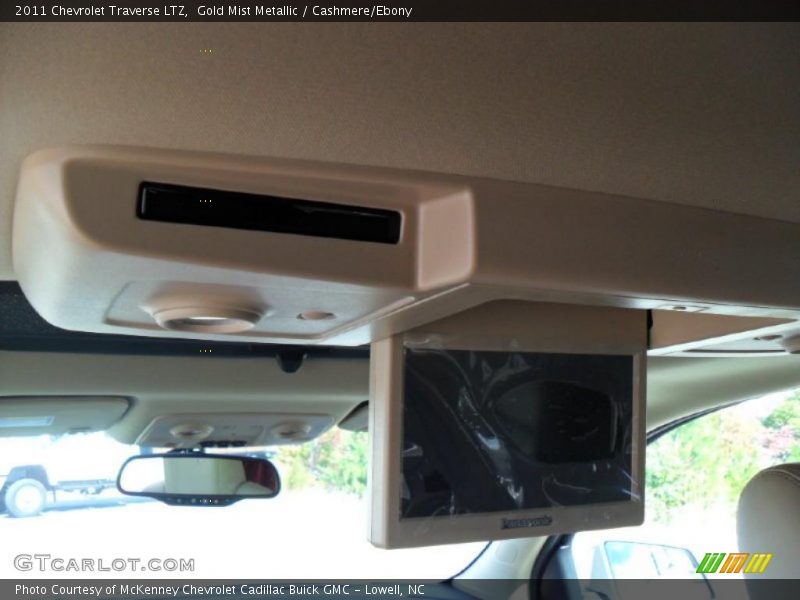 Gold Mist Metallic / Cashmere/Ebony 2011 Chevrolet Traverse LTZ