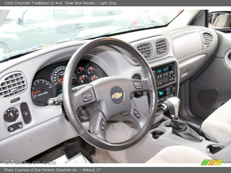 Dashboard of 2006 TrailBlazer LS 4x4