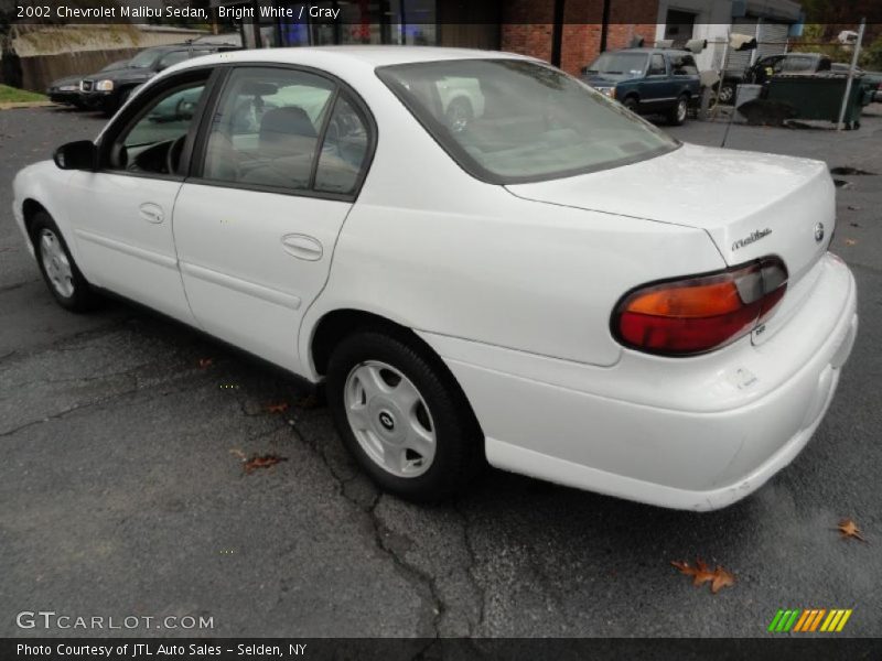 Bright White / Gray 2002 Chevrolet Malibu Sedan