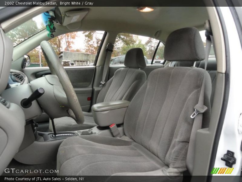 Bright White / Gray 2002 Chevrolet Malibu Sedan