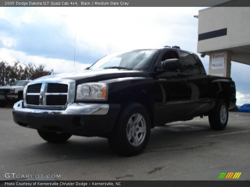 Black / Medium Slate Gray 2005 Dodge Dakota SLT Quad Cab 4x4