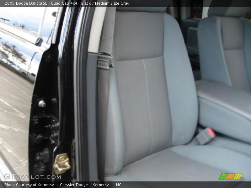 Black / Medium Slate Gray 2005 Dodge Dakota SLT Quad Cab 4x4