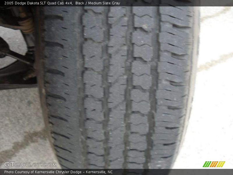 Black / Medium Slate Gray 2005 Dodge Dakota SLT Quad Cab 4x4