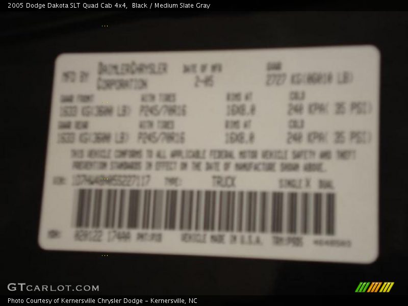 Black / Medium Slate Gray 2005 Dodge Dakota SLT Quad Cab 4x4