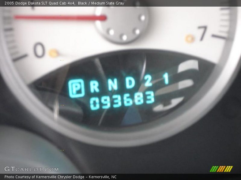 Black / Medium Slate Gray 2005 Dodge Dakota SLT Quad Cab 4x4