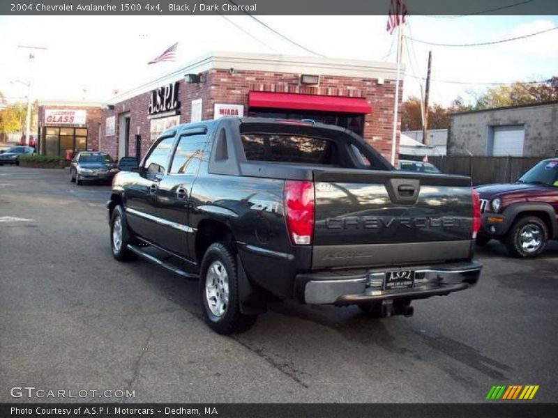 Black / Dark Charcoal 2004 Chevrolet Avalanche 1500 4x4