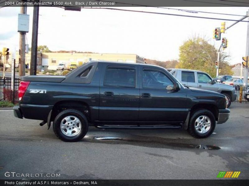 Black / Dark Charcoal 2004 Chevrolet Avalanche 1500 4x4