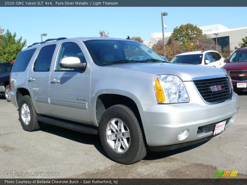 Pure Silver Metallic / Light Titanium 2010 GMC Yukon SLT 4x4