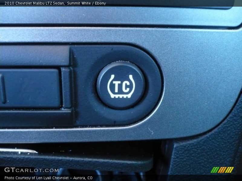 Summit White / Ebony 2010 Chevrolet Malibu LTZ Sedan