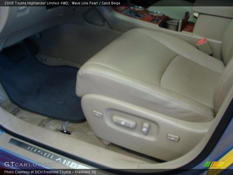 Wave Line Pearl / Sand Beige 2008 Toyota Highlander Limited 4WD