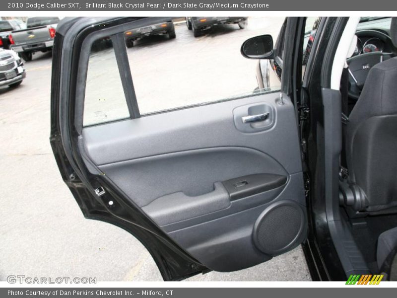 Door Panel of 2010 Caliber SXT