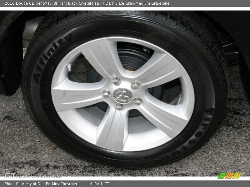 2010 Caliber SXT Wheel