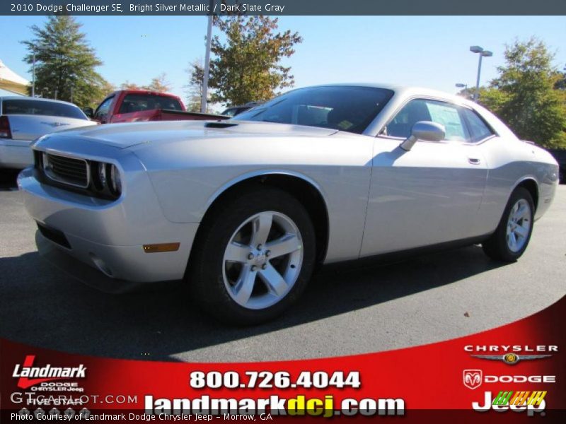 Bright Silver Metallic / Dark Slate Gray 2010 Dodge Challenger SE