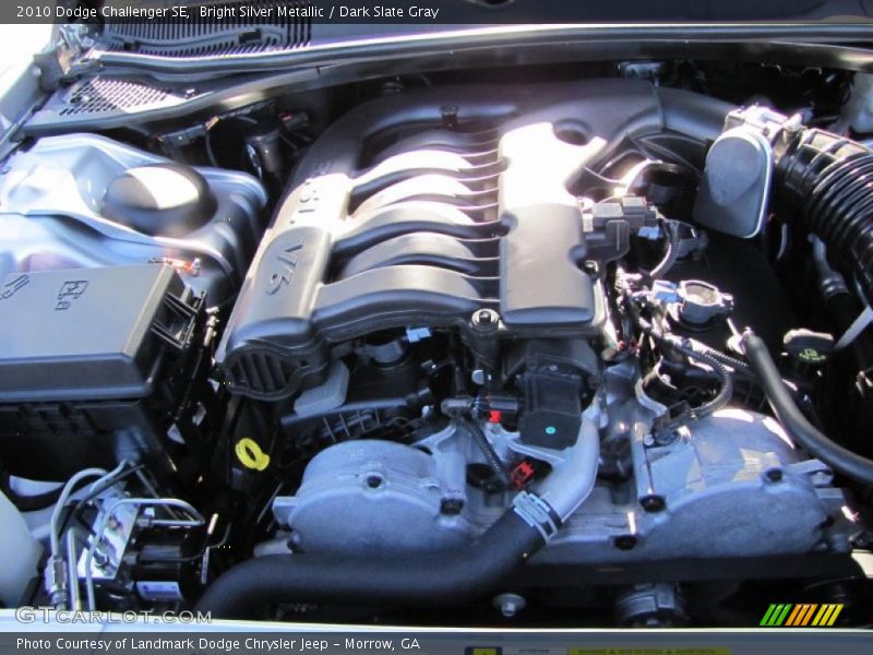 Bright Silver Metallic / Dark Slate Gray 2010 Dodge Challenger SE