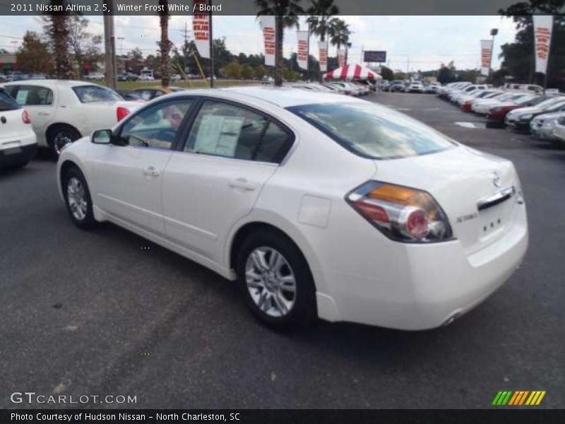 Winter Frost White / Blond 2011 Nissan Altima 2.5