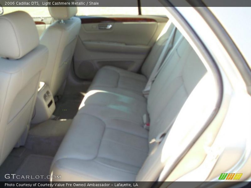 Light Cashmere Metallic / Shale 2006 Cadillac DTS