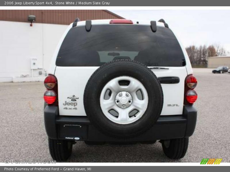 Stone White / Medium Slate Gray 2006 Jeep Liberty Sport 4x4