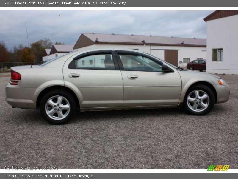 Linen Gold Metallic / Dark Slate Gray 2005 Dodge Stratus SXT Sedan