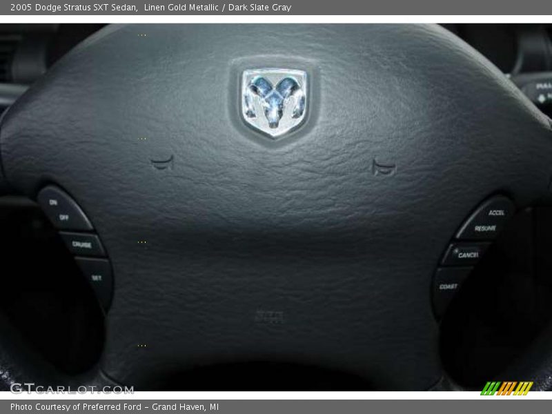 Linen Gold Metallic / Dark Slate Gray 2005 Dodge Stratus SXT Sedan