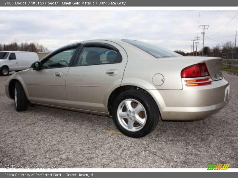 Linen Gold Metallic / Dark Slate Gray 2005 Dodge Stratus SXT Sedan