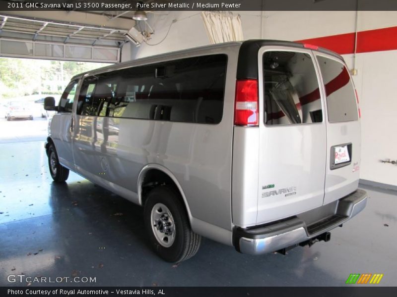 Pure Silver Metallic / Medium Pewter 2011 GMC Savana Van LS 3500 Passenger