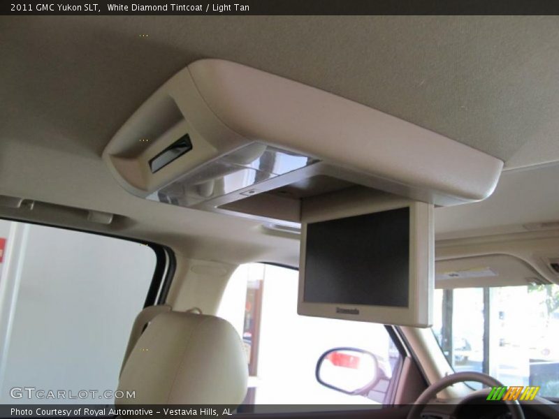 White Diamond Tintcoat / Light Tan 2011 GMC Yukon SLT