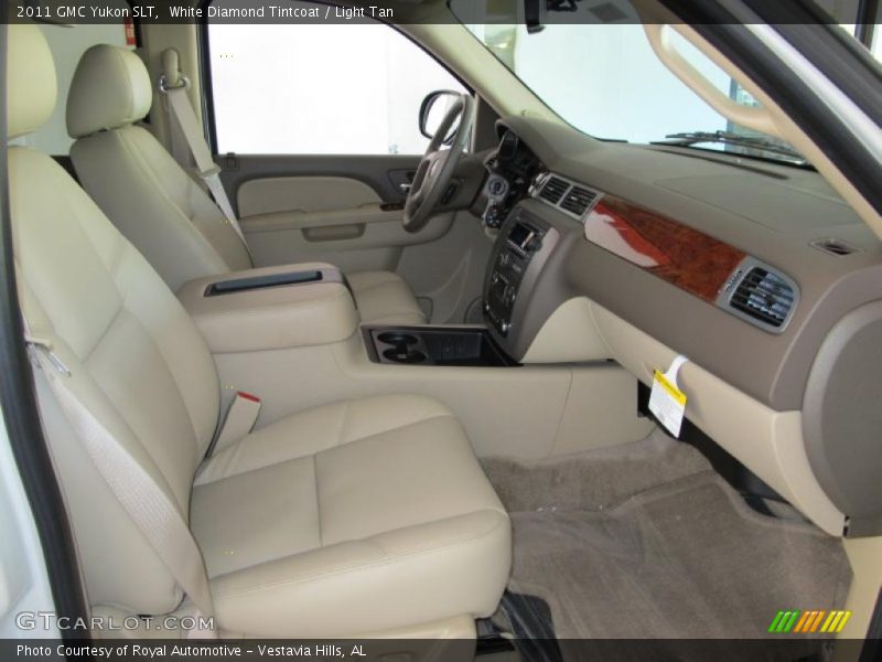 White Diamond Tintcoat / Light Tan 2011 GMC Yukon SLT