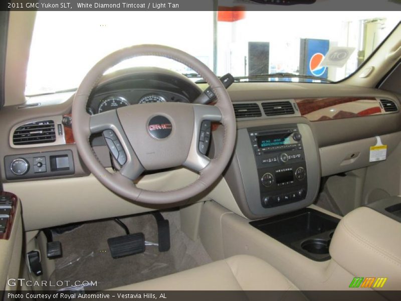 White Diamond Tintcoat / Light Tan 2011 GMC Yukon SLT