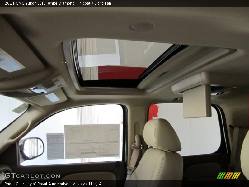 White Diamond Tintcoat / Light Tan 2011 GMC Yukon SLT