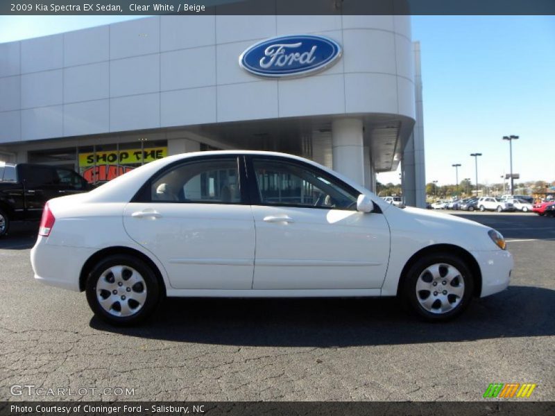 Clear White / Beige 2009 Kia Spectra EX Sedan
