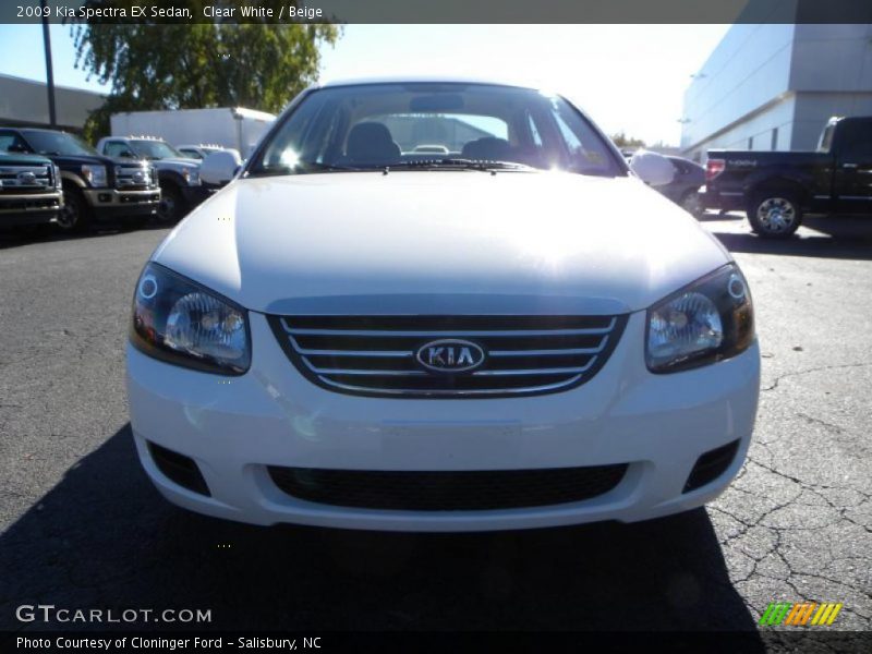 Clear White / Beige 2009 Kia Spectra EX Sedan
