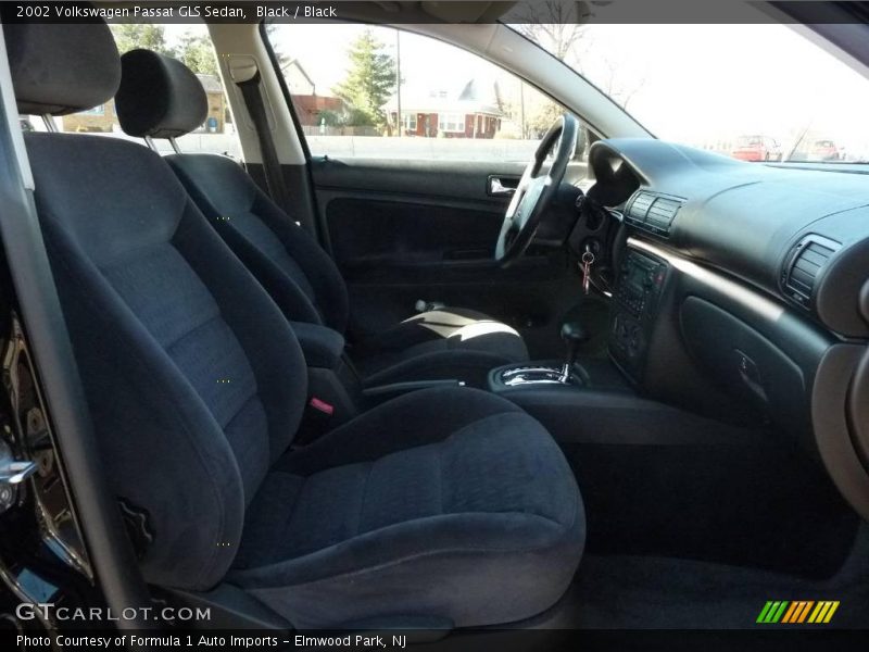 Black / Black 2002 Volkswagen Passat GLS Sedan