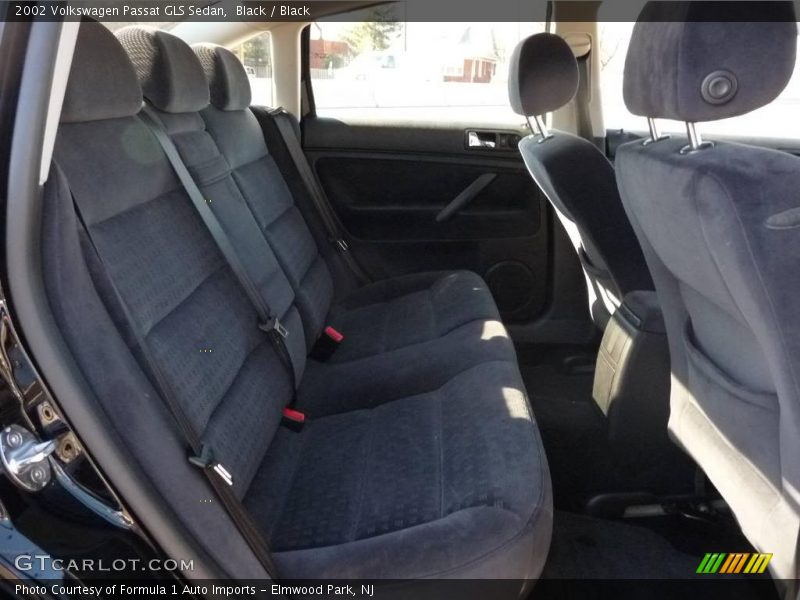 Black / Black 2002 Volkswagen Passat GLS Sedan