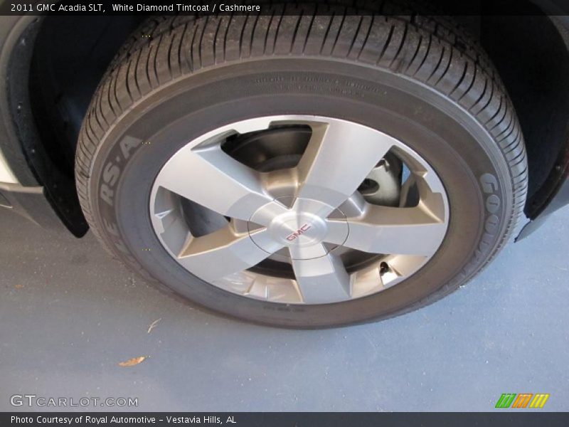 White Diamond Tintcoat / Cashmere 2011 GMC Acadia SLT
