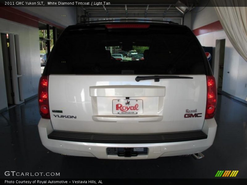 White Diamond Tintcoat / Light Tan 2011 GMC Yukon SLT