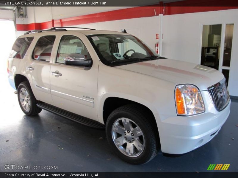 White Diamond Tintcoat / Light Tan 2011 GMC Yukon SLT
