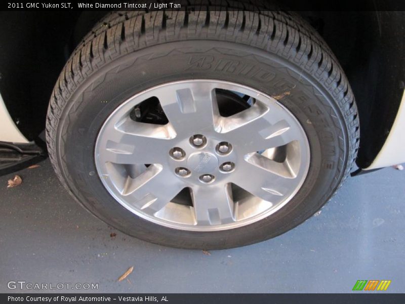 White Diamond Tintcoat / Light Tan 2011 GMC Yukon SLT