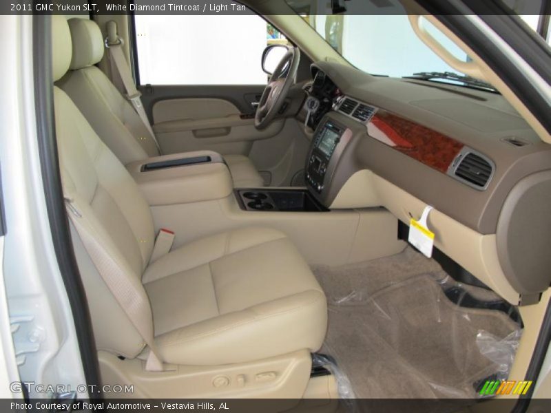 White Diamond Tintcoat / Light Tan 2011 GMC Yukon SLT