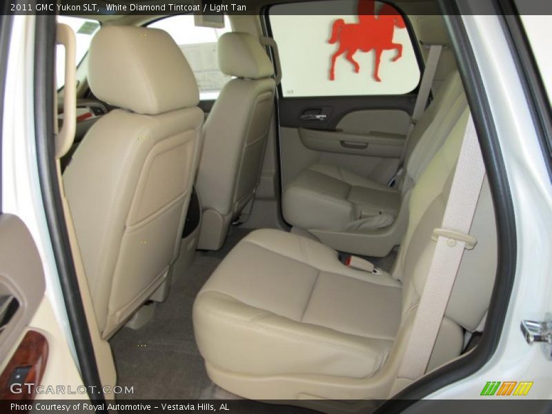 White Diamond Tintcoat / Light Tan 2011 GMC Yukon SLT