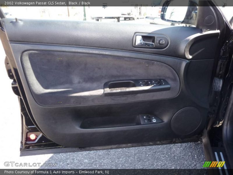 Black / Black 2002 Volkswagen Passat GLS Sedan