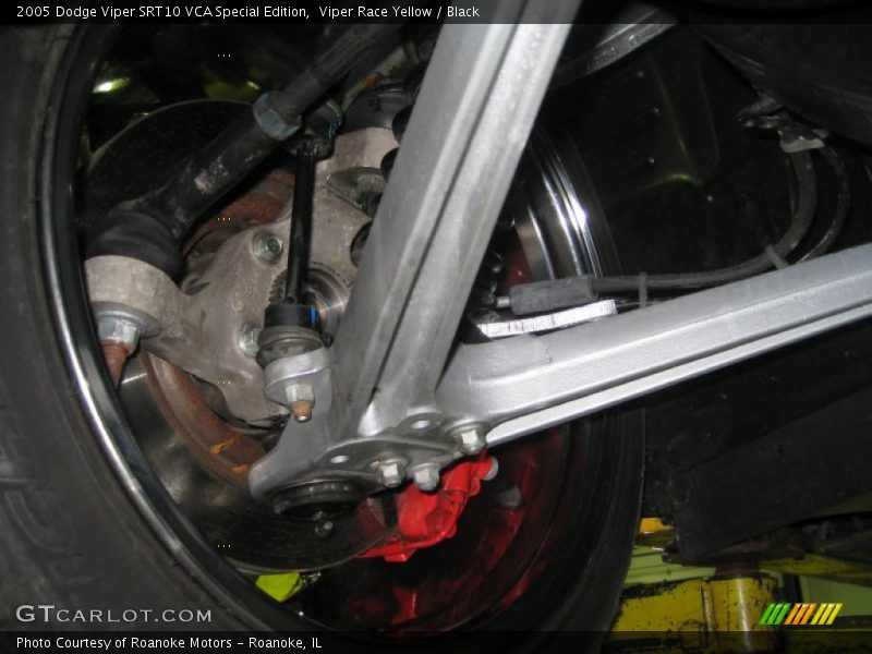 Viper Race Yellow / Black 2005 Dodge Viper SRT10 VCA Special Edition