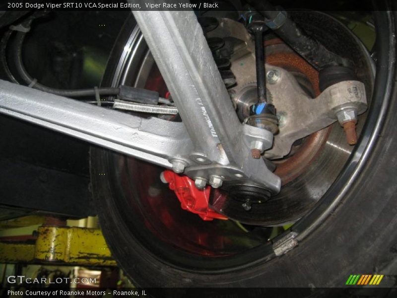 Viper Race Yellow / Black 2005 Dodge Viper SRT10 VCA Special Edition