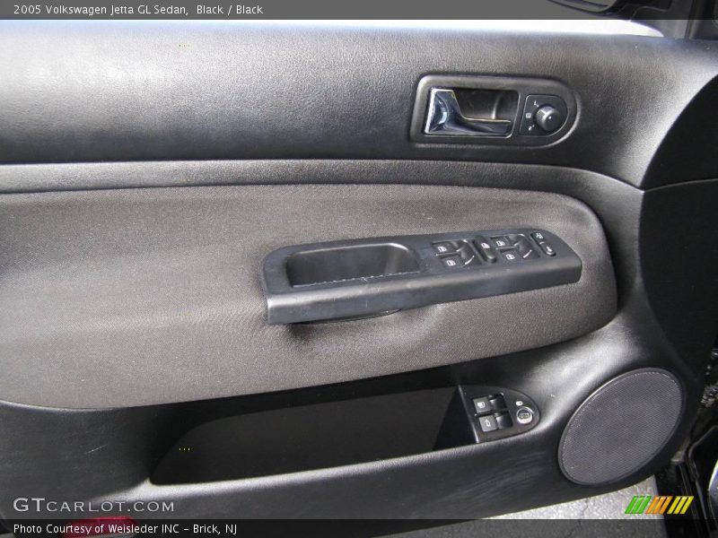 Black / Black 2005 Volkswagen Jetta GL Sedan
