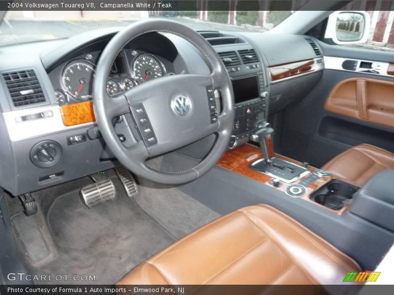 Campanella White / Teak 2004 Volkswagen Touareg V8