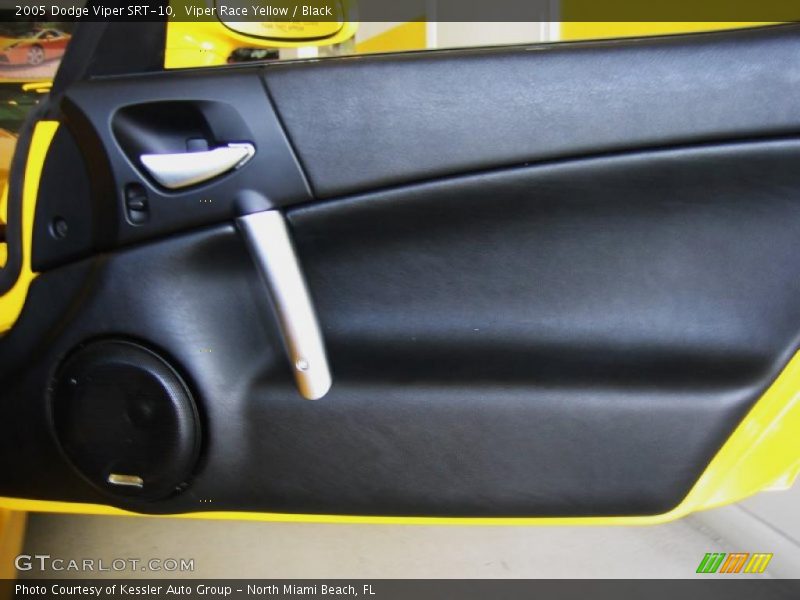 Door Panel of 2005 Viper SRT-10