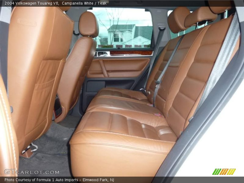 Campanella White / Teak 2004 Volkswagen Touareg V8
