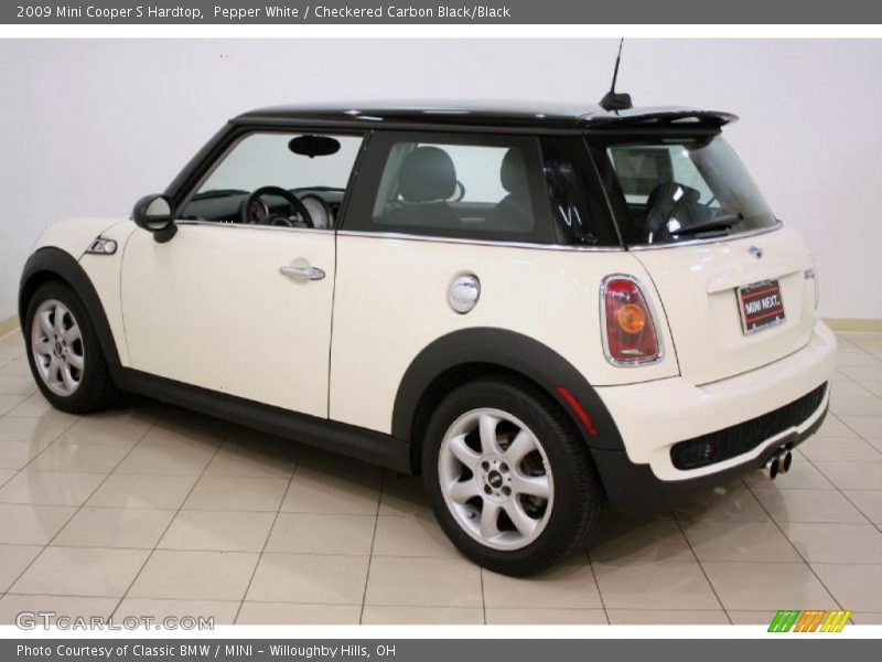 Pepper White / Checkered Carbon Black/Black 2009 Mini Cooper S Hardtop