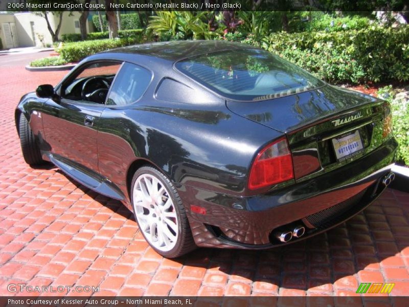 Nero Carbonio (Metallic Black) / Nero (Black) 2006 Maserati GranSport Coupe