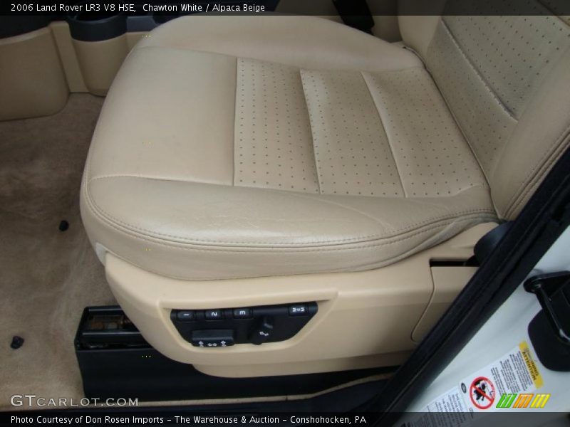 Chawton White / Alpaca Beige 2006 Land Rover LR3 V8 HSE